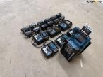 Makita radio, batteries and charger 14