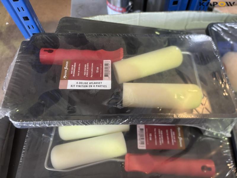 Paint and equipment 33