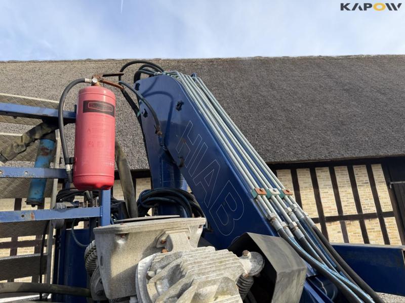 Man running workshop 6