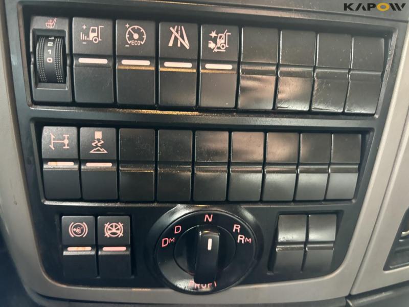 MAN TGX 18,500 truck 31