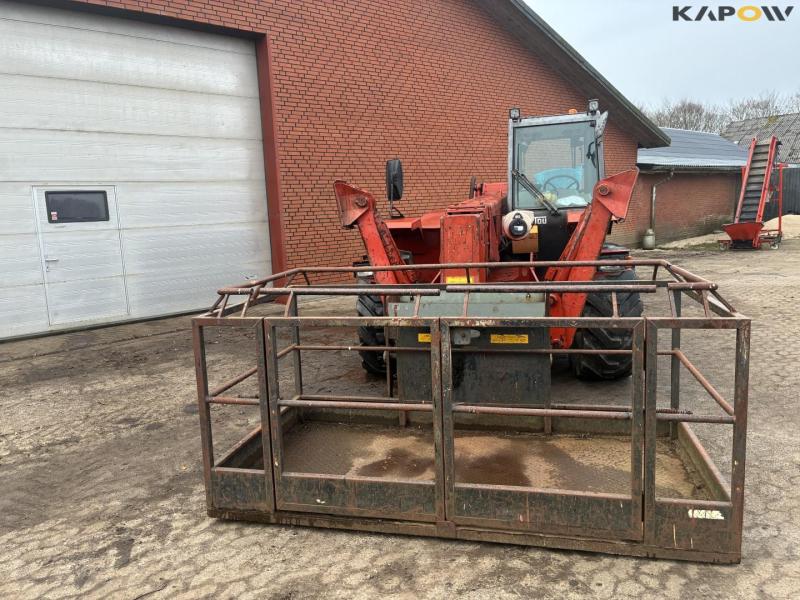 Manitou MT1232 ST telescopic handler 2