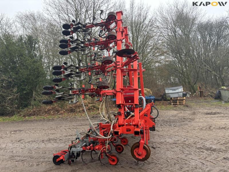 Maschio corn cleaner with HE-VA seed box 4