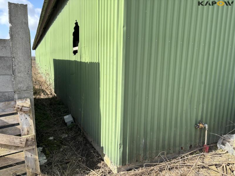 Engine house approx. 400 m2 37