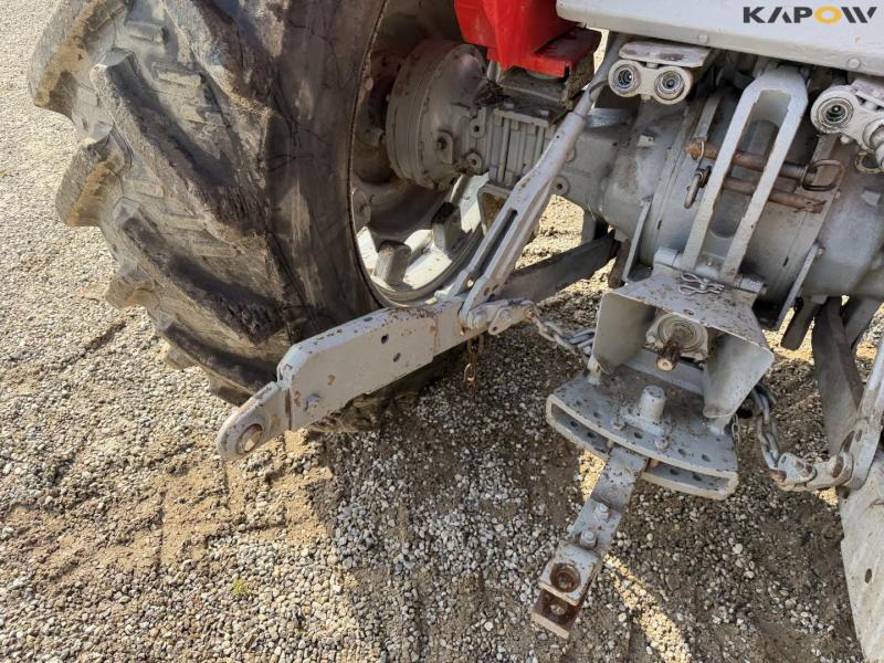 Massey Ferguson 1080 tractor 32