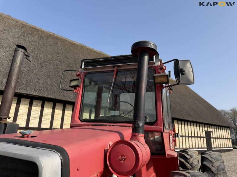 Massey Ferguson 1200 tractor 11