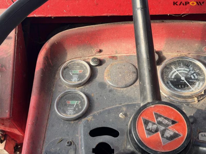 Massey Ferguson 185 tractor 38