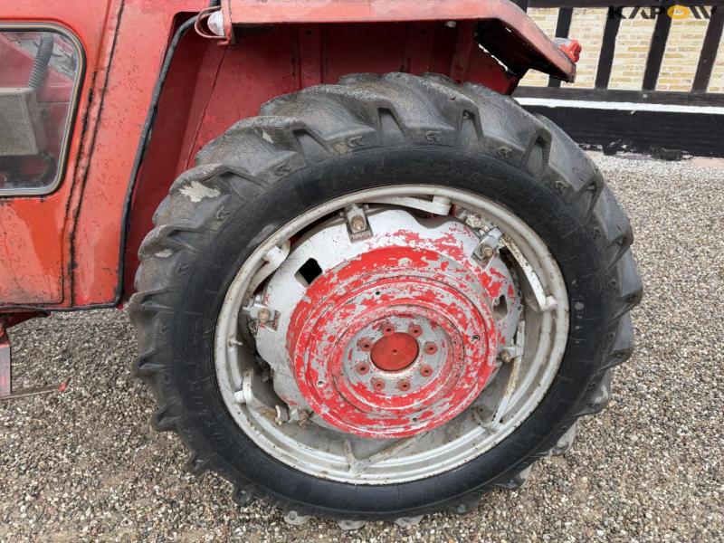 Massey Ferguson 188 multi power tractor 48