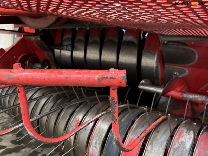 Massey Ferguson 190 big baler 13