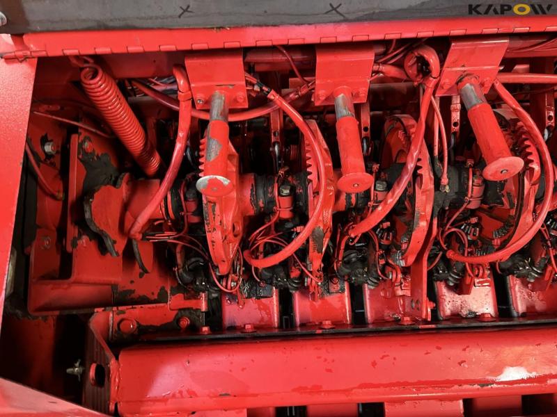 Massey Ferguson 190 big baler 51