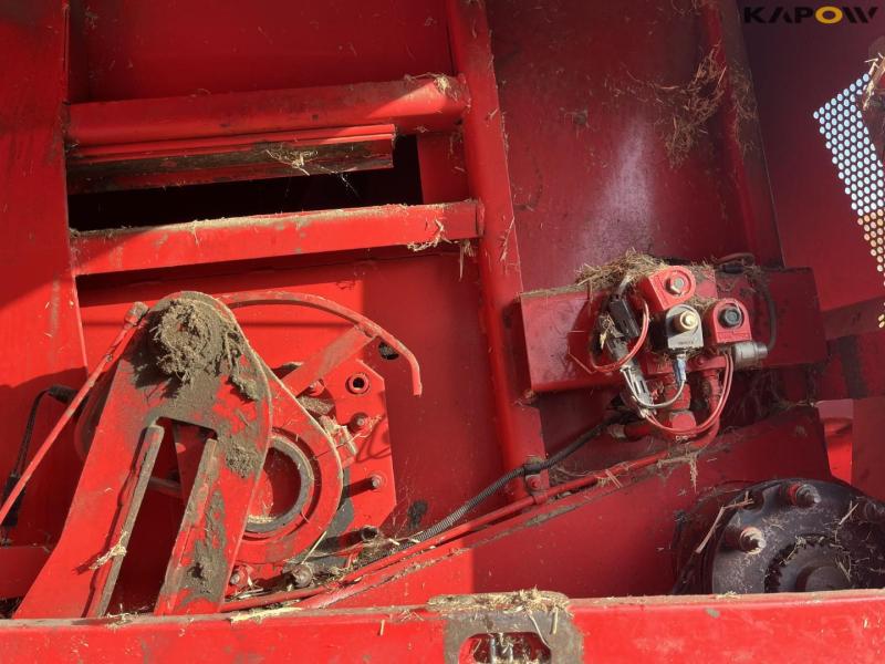 Massey Ferguson 190 big baler 29