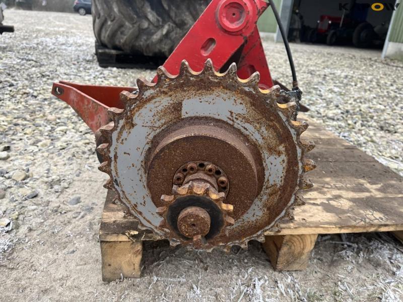 Massey Ferguson 190 crankshaft 10