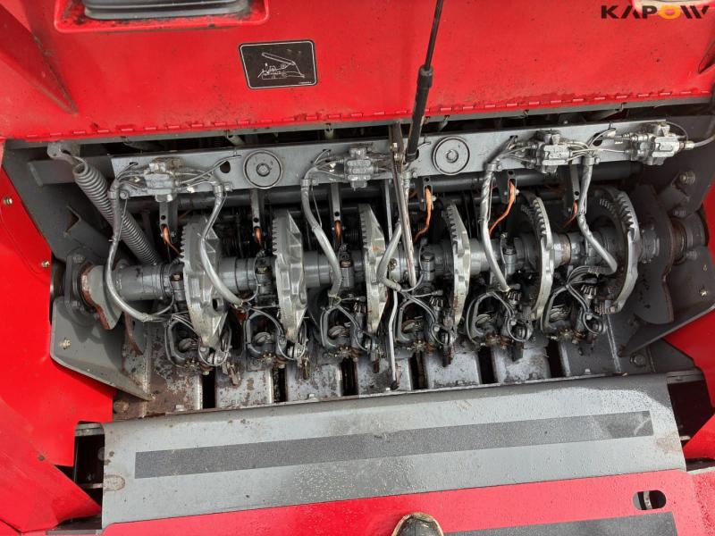 Massey Ferguson 2190 baler with trailer 71