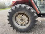 Massey Ferguson 2725 electronic tractor 63
