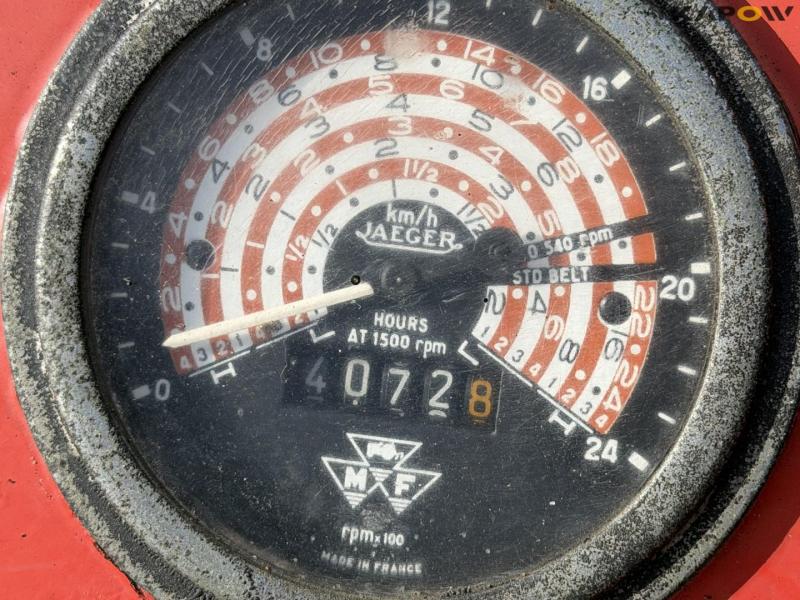 Massey Ferguson 30 tractor 26