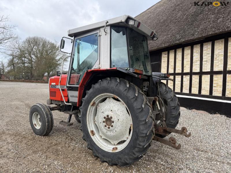 Massey Ferguson 3050 tractor 7