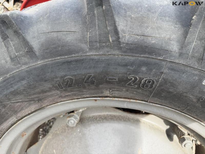 Massey Ferguson 35 tractor 41