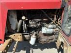 Massey Ferguson 590 tractor 8