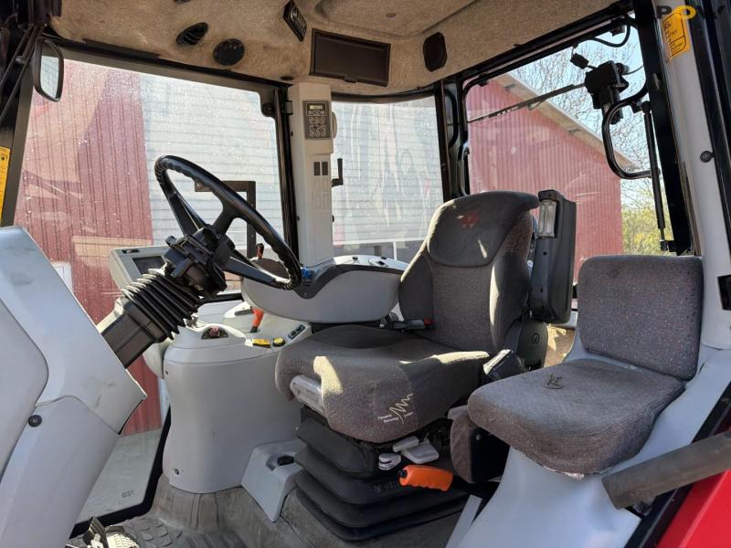 Massey Ferguson 7495 Dyna VT tractor 41