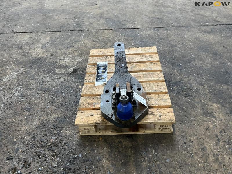 Massey Ferguson 8200 series ball hitch 8
