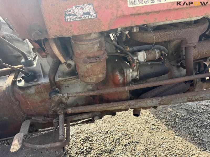 Massey Ferguson 835 tractor 17