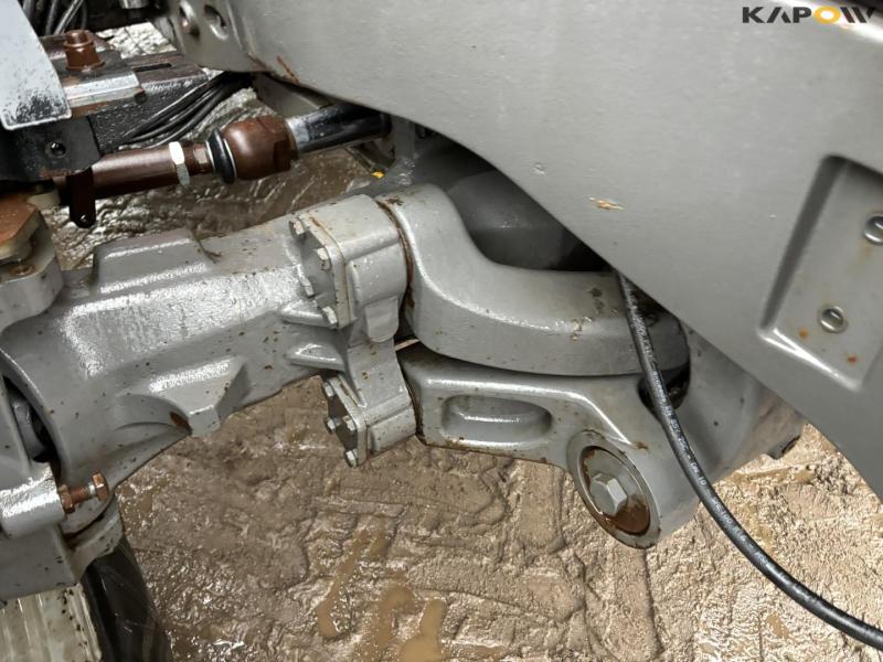 Massey Ferguson 8690 tractor. 23