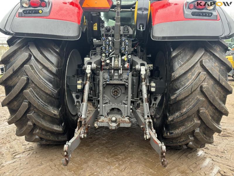 Massey Ferguson 8740S tractor 21
