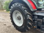 Massey Ferguson 8740S tractor 78