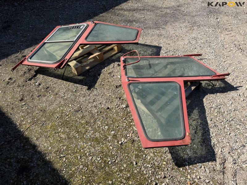 Massey Ferguson doors for the 500 series 5