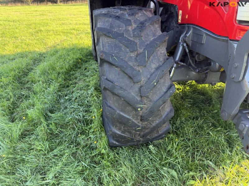 Massey Ferguson Mf 7718 tractor with front loader 77