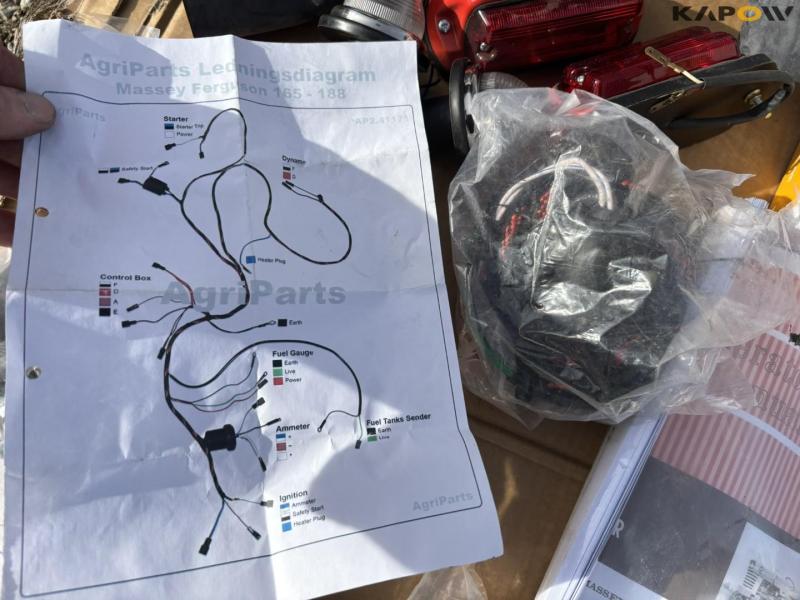 Massey Ferguson spare parts 13