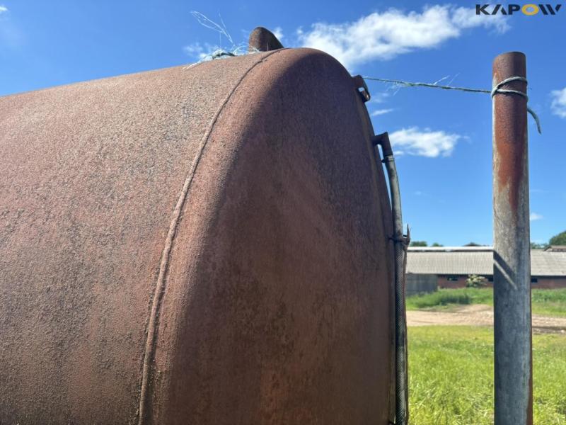 Molasses tank 16