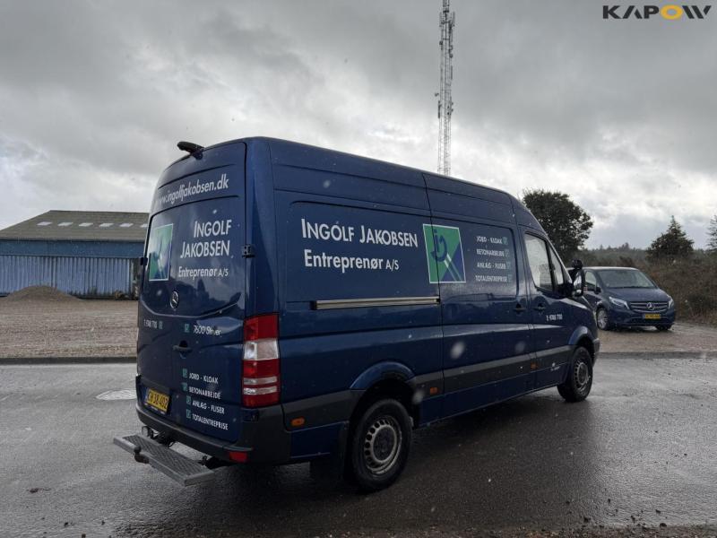 Mercedes-Benz Sprinter 319 CDI van 5