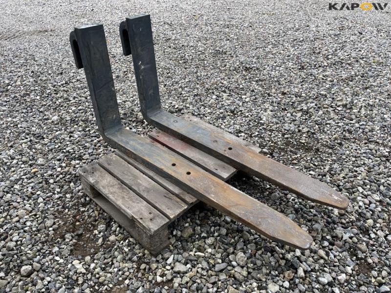 Merlo pallet forks 3