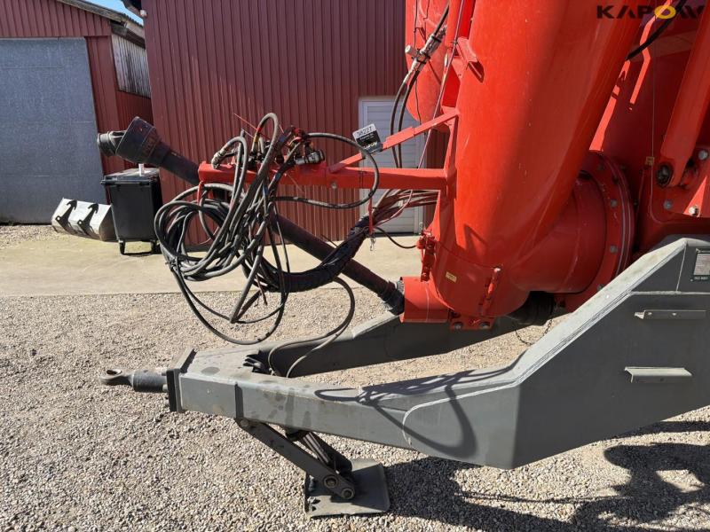 MI tip auger trolley 8