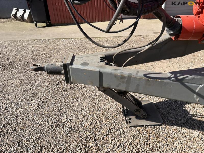 MI tip auger trolley 9