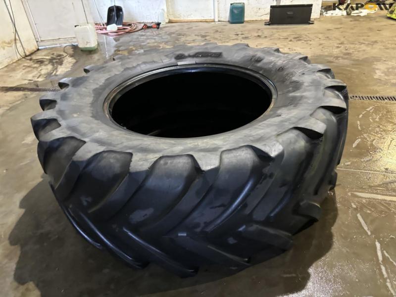 Michelin 710/70-R42 tires 4