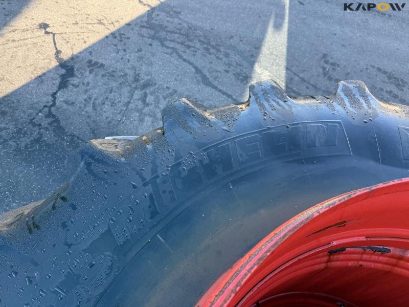 Michelin 710/85-R38 twin wheels 8