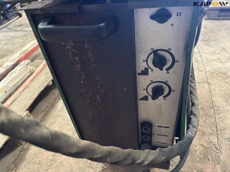 Migatronic 350 welder 8