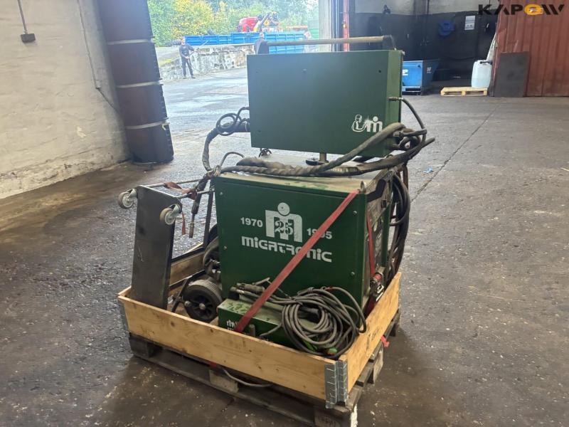 Migatronic dyna mig 405 / LDH 160 welder 2