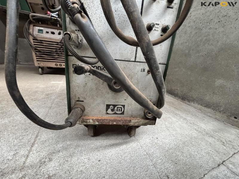 Migatronic MDA 200 TIG welder 8