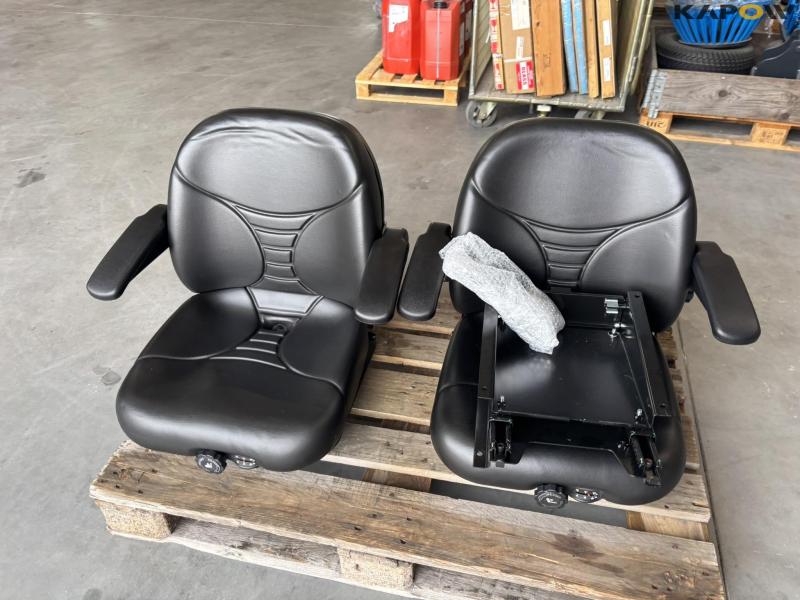 Milsco seat with armrest 2 pcs. and console - new 2