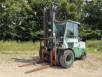 Mitsubishi FD35 forklift 1