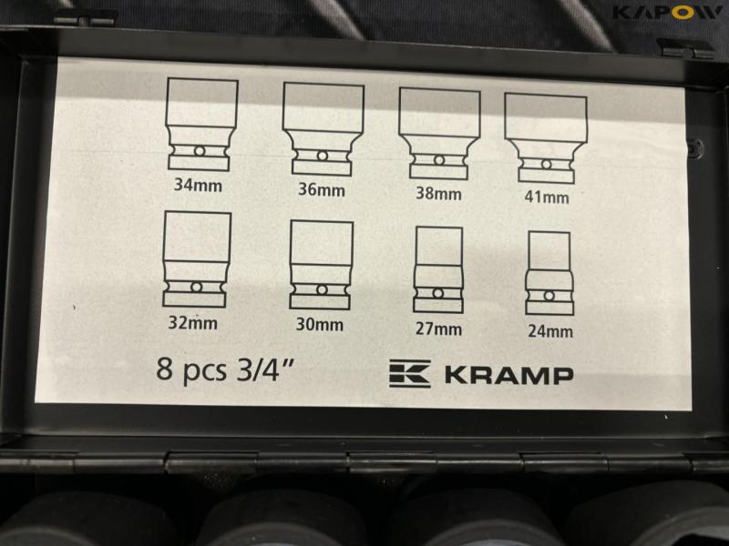 Torque wrench and socket set 8