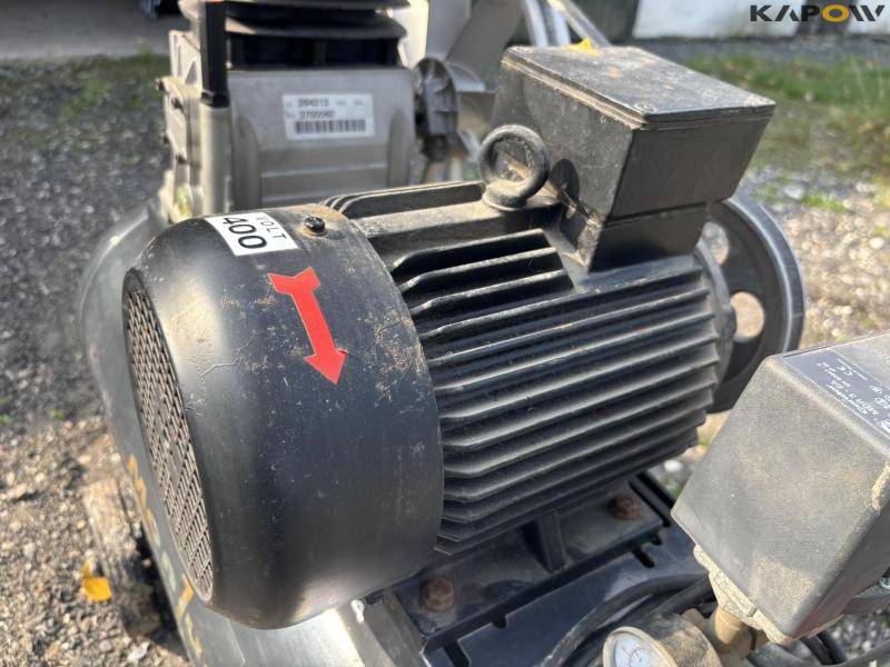 Monzun compressor 10