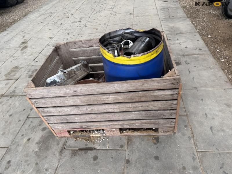 Engine Commins 903 spare parts 6