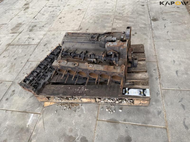 Engine block and cylinder head Perkins 6.354 6
