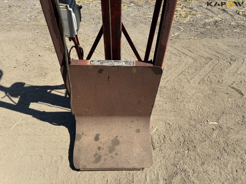 MTM sack lifter 5