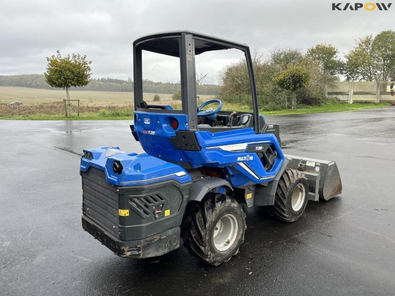 Multione 7.3S skid steer loader with bucket and pallet forks 5