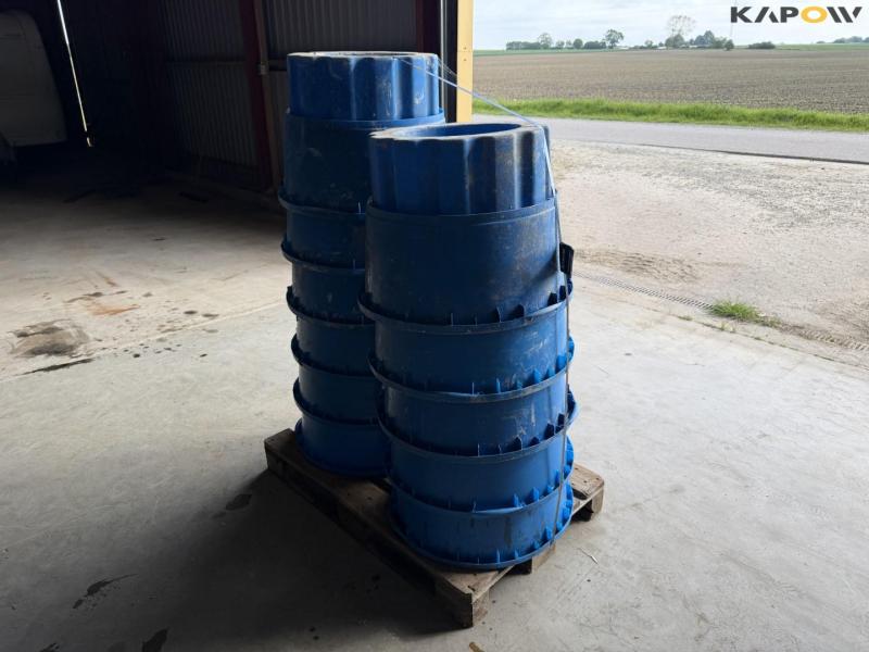 Masonry buckets 1