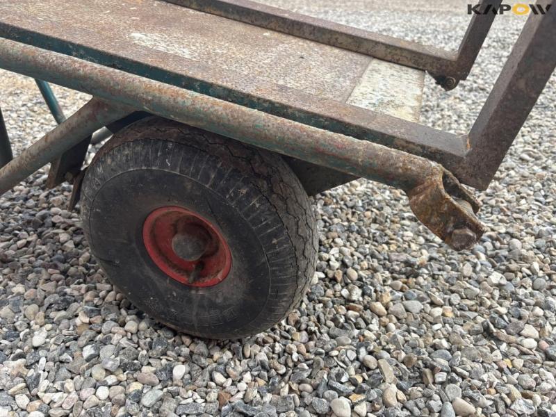 Bricklayer and sack truck 18